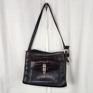 Elegant Black Leather Shoulder Bag